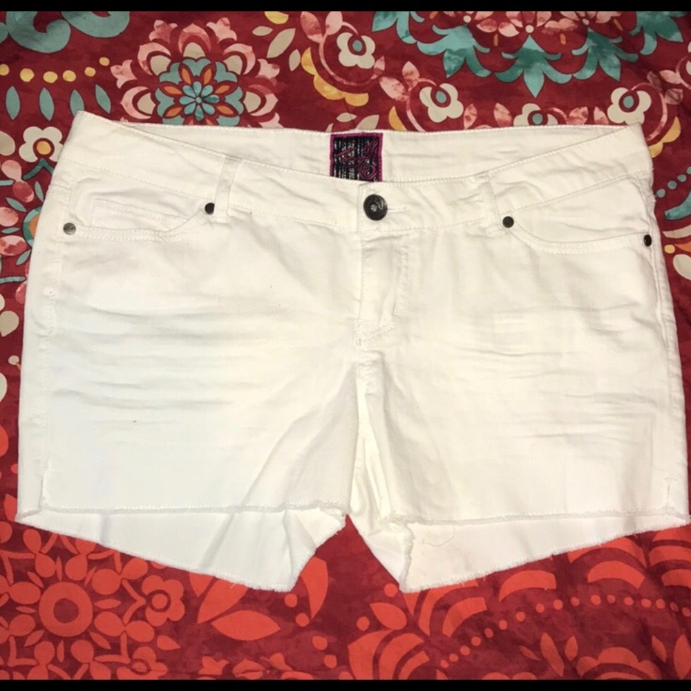 White Torrid shorts